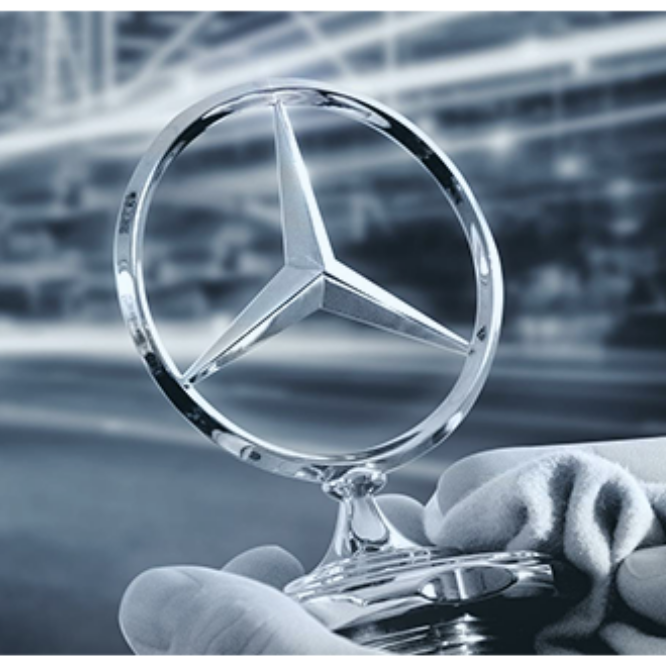 驾驭未来，成就非凡——奔驰汽车销售主播的职业之路