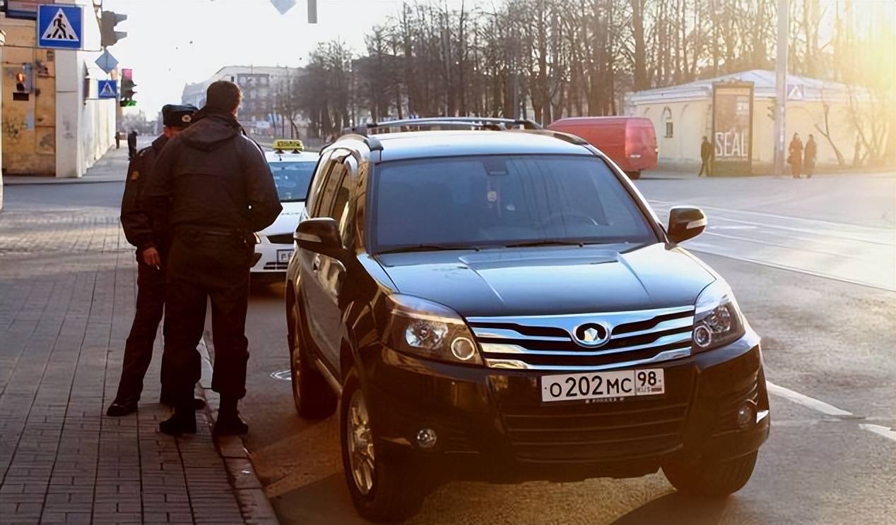 比亚迪王朝系列亮相巴哈马，豪华新能源市场迎来中国力量